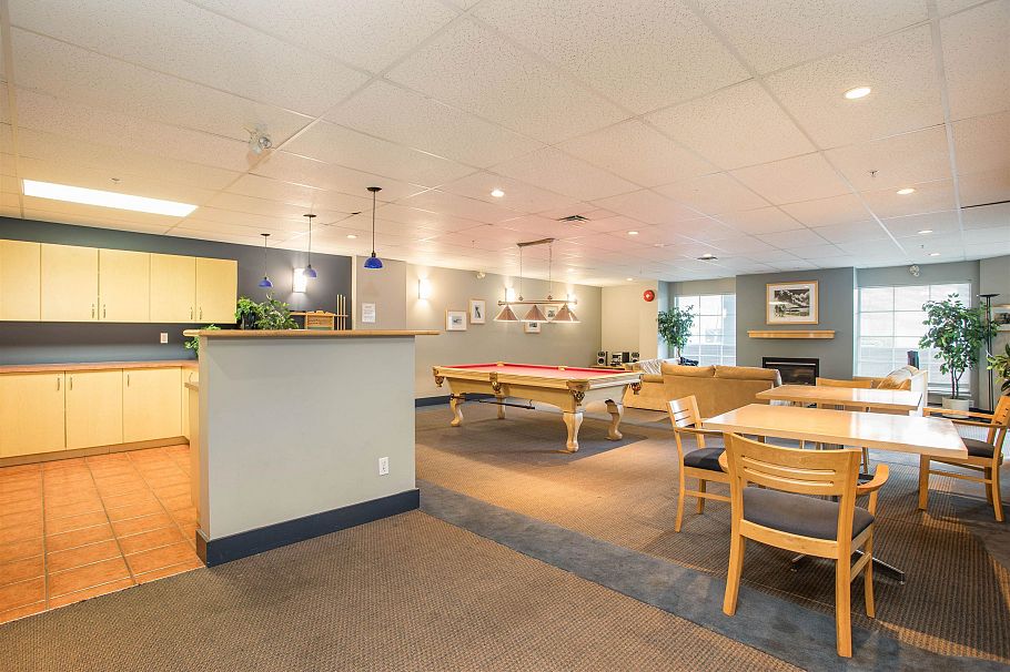 313 147 E 1st Street North Vancouver, BC - 18