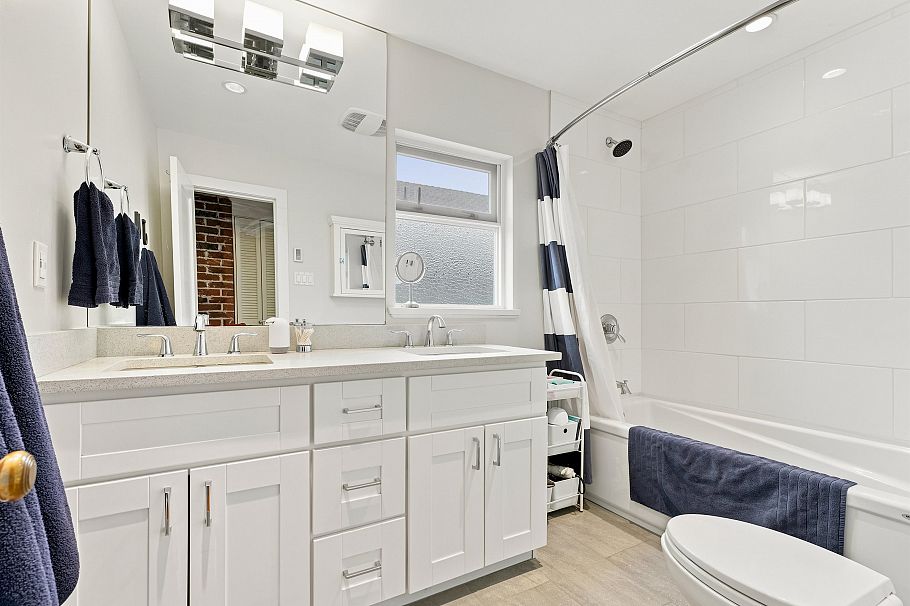 431 E 23rd Avenue Vancouver, BC - 18