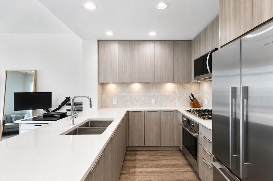 610 3289 Riverwalk Avenue Vancouver, BC - 5