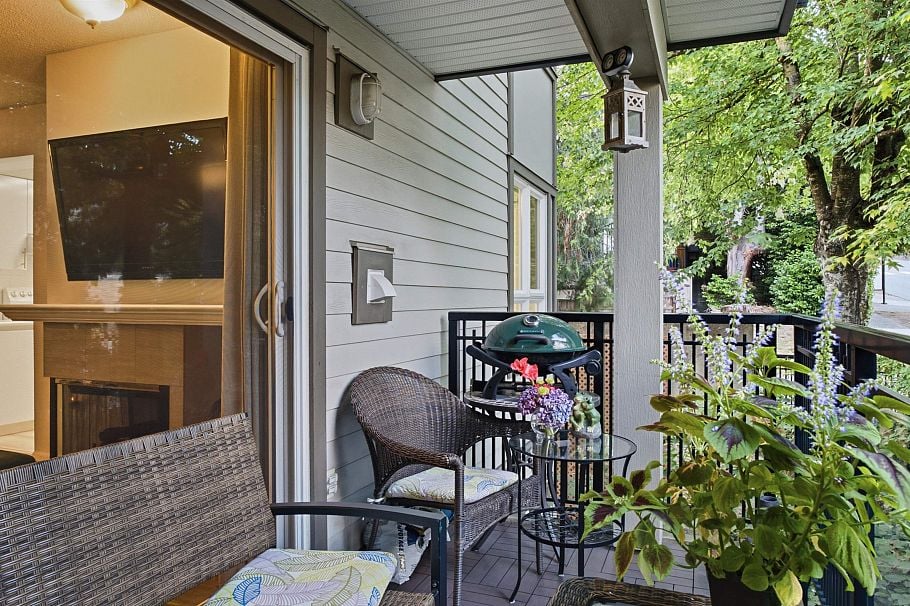 303 106 W Kings Road North Vancouver, BC - 21