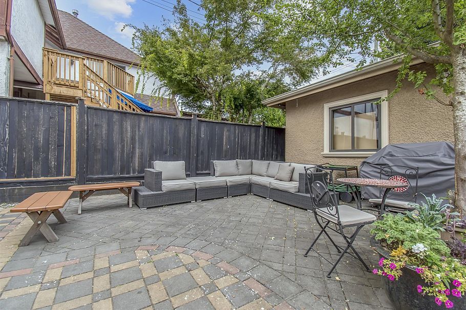 5578 Elizabeth Street Vancouver, BC - 12