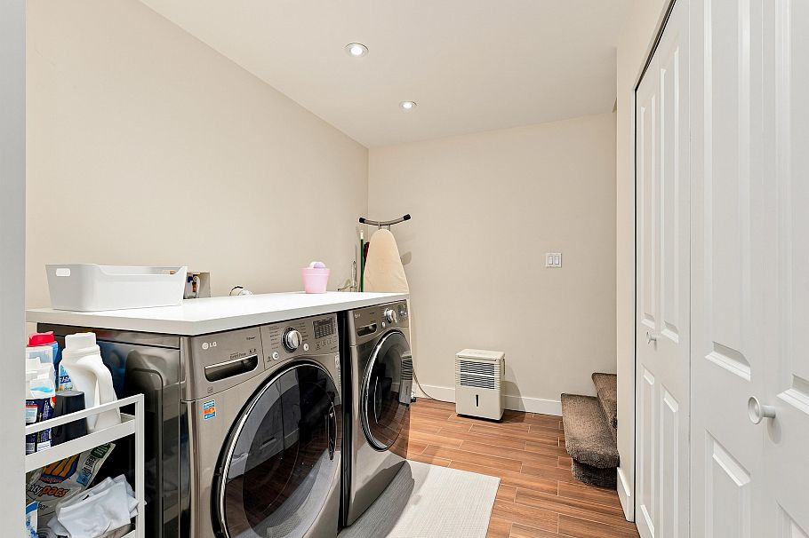 431 E 23rd Avenue Vancouver, BC - 26
