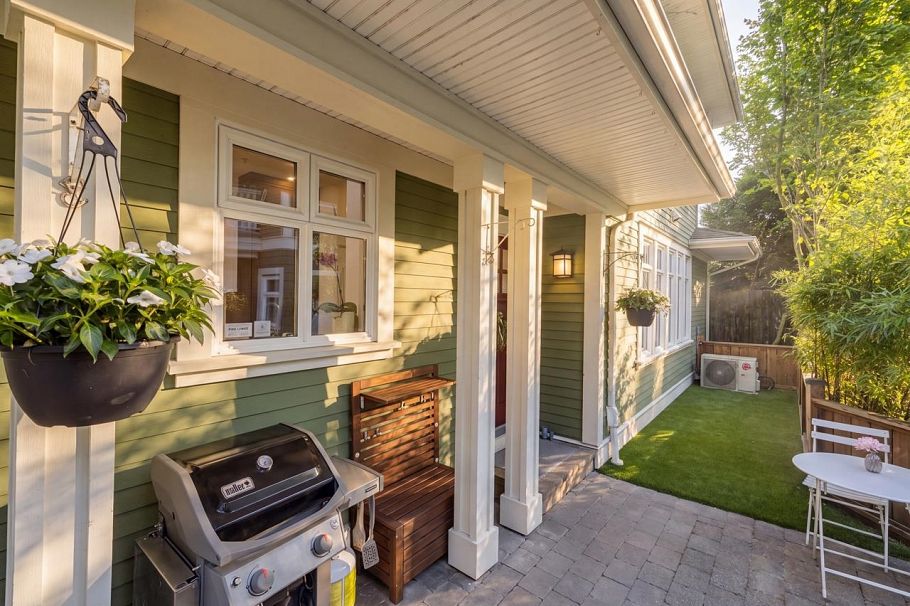 361 W 11th Avenue Vancouver, BC - 22