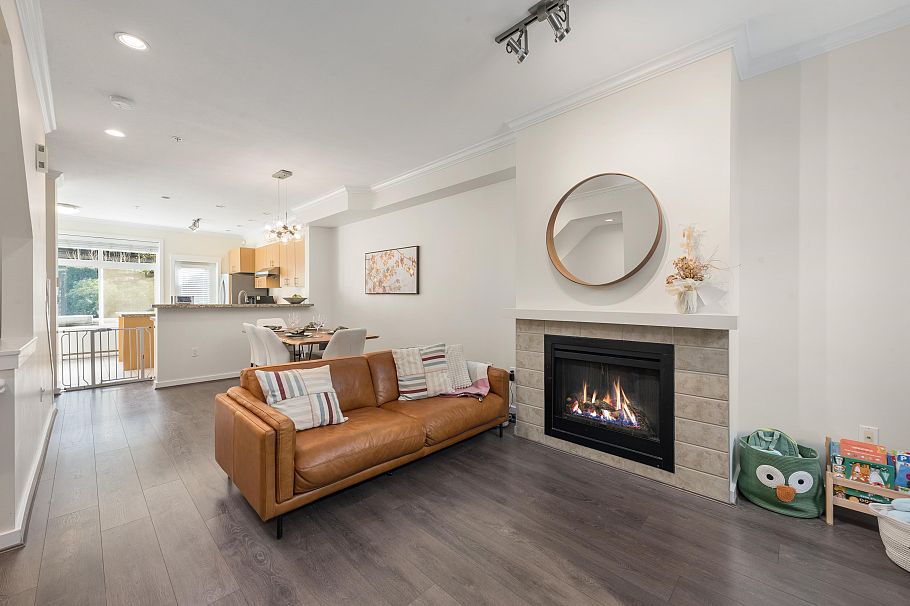 319 W 59th Avenue Vancouver, BC - 9
