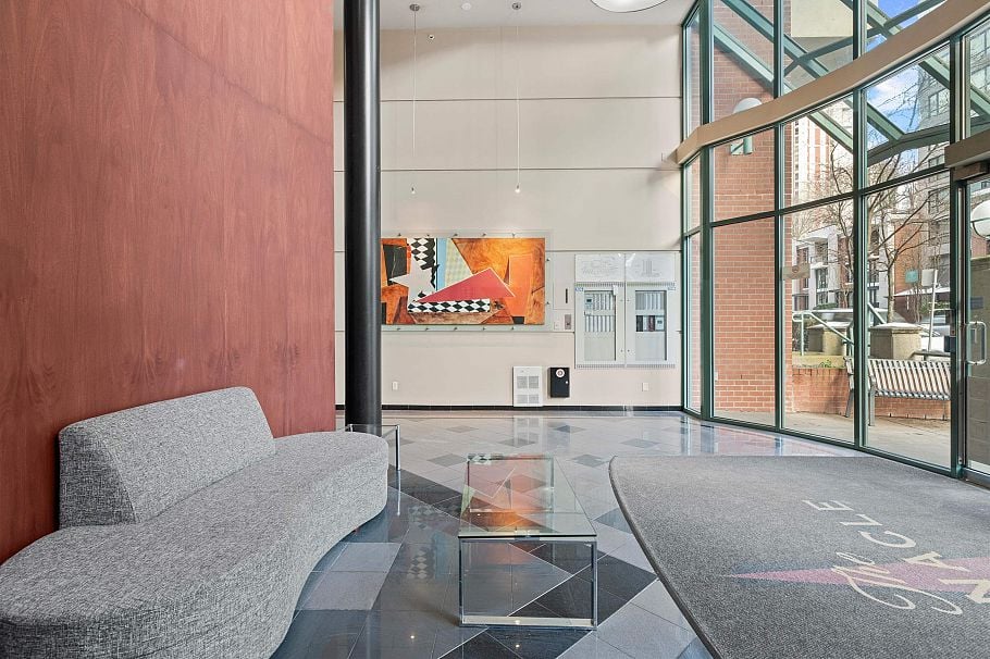 1610 939 Homer Street Vancouver, BC - 24