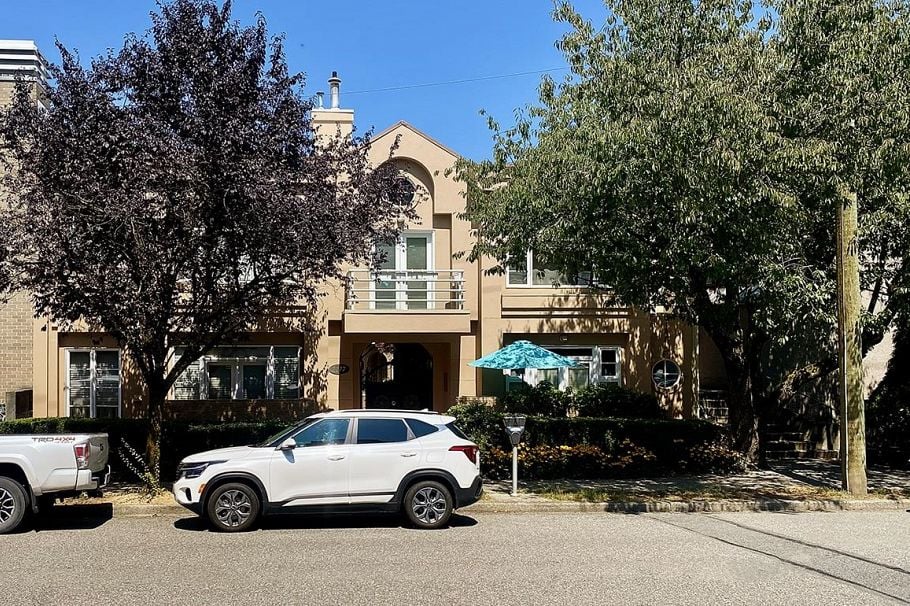 1 1177 W 8th Avenue Vancouver, BC - 24