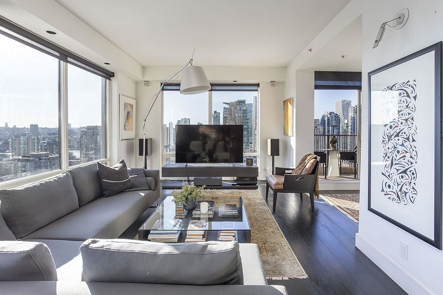 2202 1055 Homer Street Vancouver, BC - 3