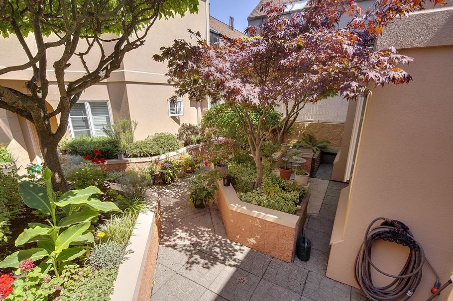 1 1177 W 8th Avenue Vancouver, BC - 2