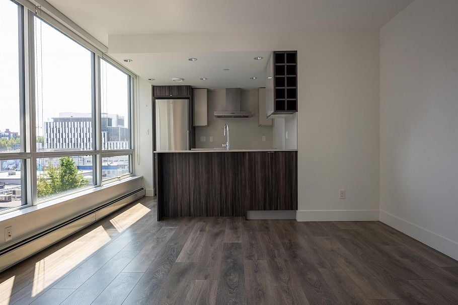 706 1788 Columbia Street Vancouver, BC - 4