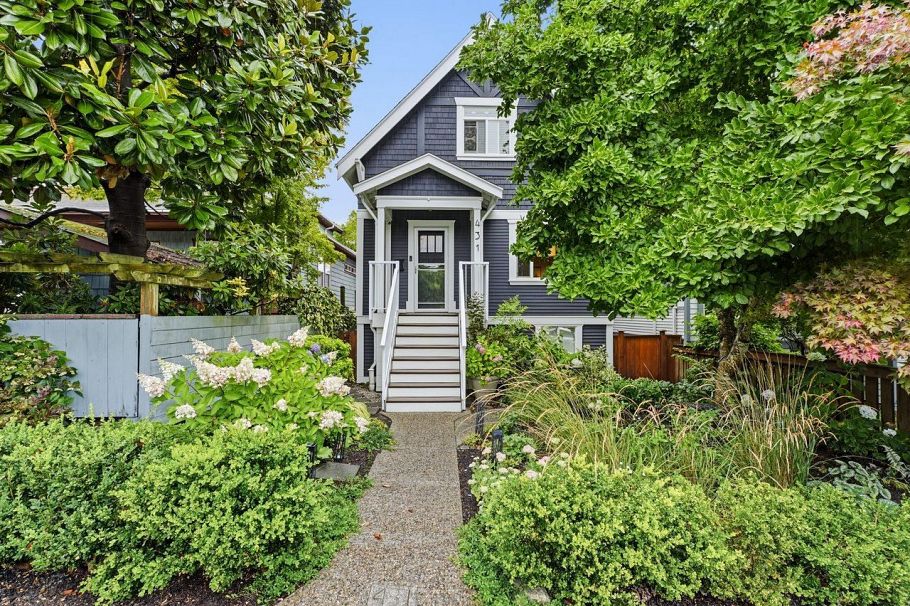 431 E 23rd Avenue Vancouver, BC - 33
