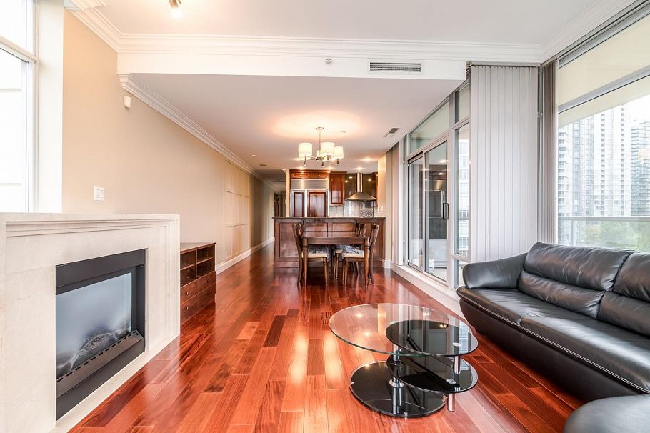 903 1515 Homer Mews Vancouver, BC - 11