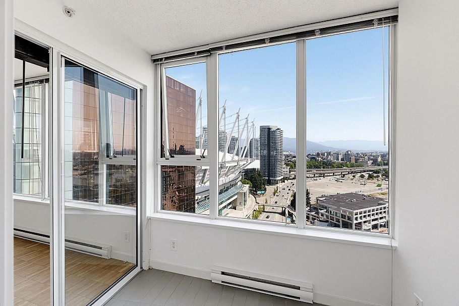 2508 33 Smithe Street Vancouver, BC - 16