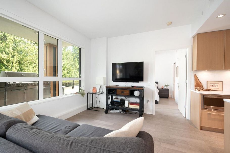 217 3220 Connaught Crescent North Vancouver, BC - 12