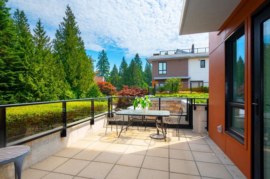 217 3220 Connaught Crescent North Vancouver, BC - 2
