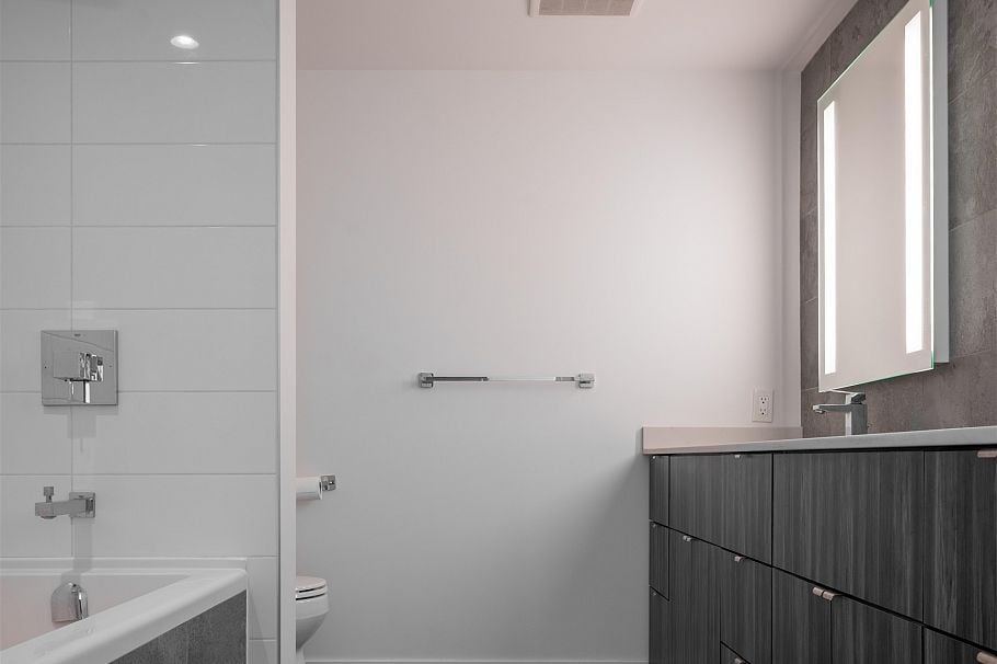 706 1788 Columbia Street Vancouver, BC - 9