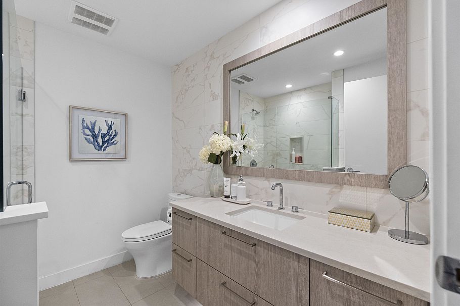 113 747 E 3rd Street North Vancouver, BC - 29