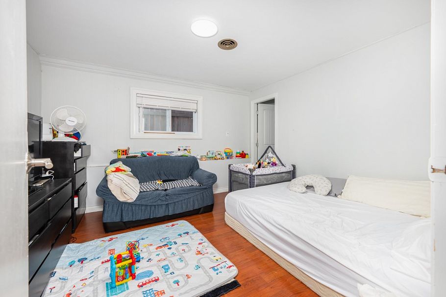 5655 Lancaster Street Vancouver, BC - 28