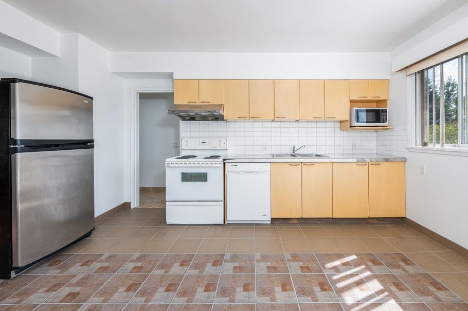 5655 Lancaster Street Vancouver, BC - 16