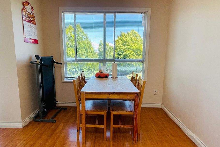302 2288 Newport Avenue Vancouver, BC - 7