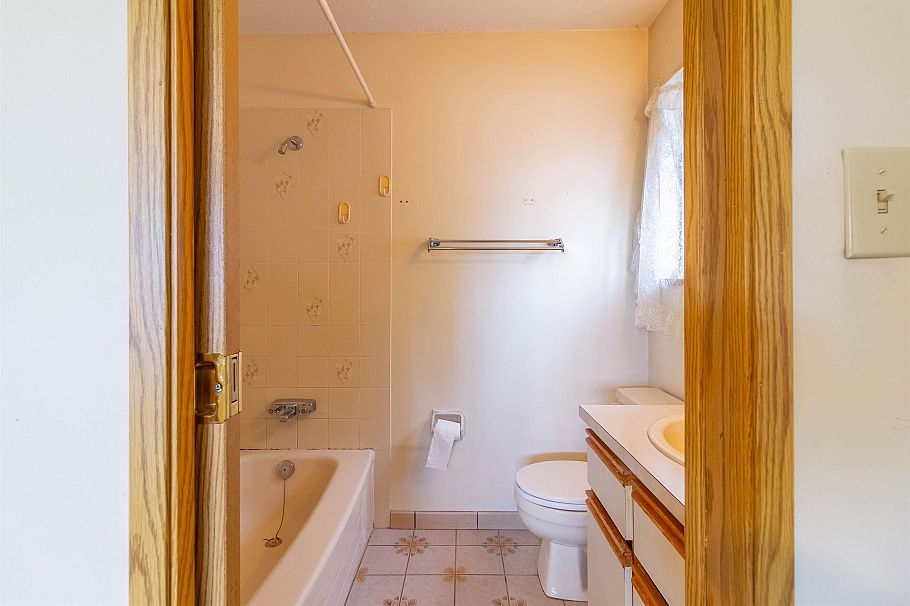 4467 Perry Street Vancouver, BC - 13