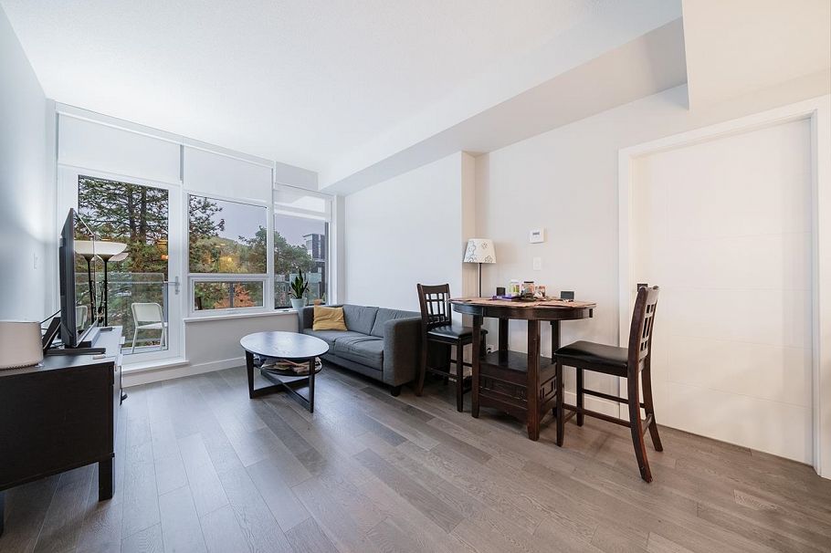402 5033 Cambie Street Vancouver, BC - 8