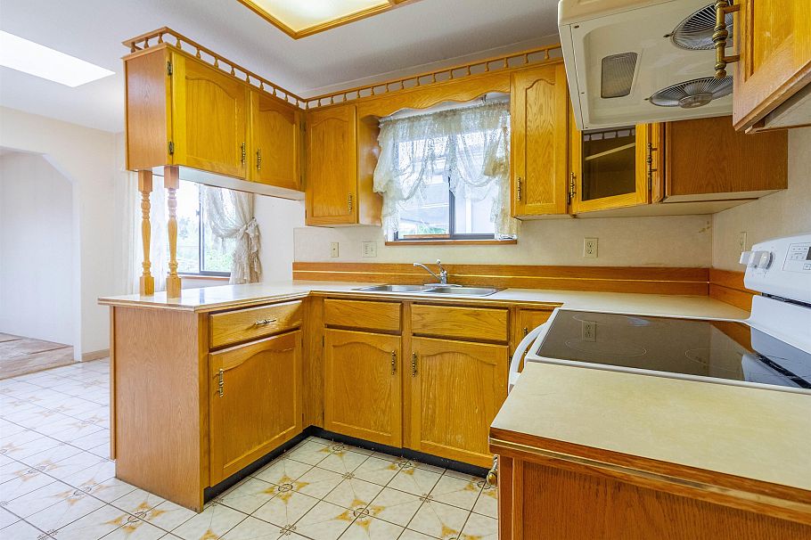 4467 Perry Street Vancouver, BC - 6
