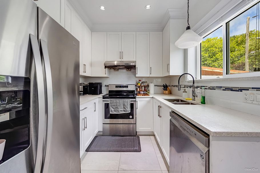 621 E 65th Avenue Vancouver, BC - 10