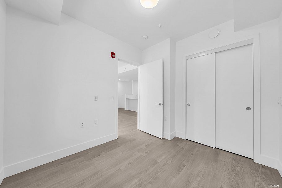 2260 E 1st Avenue Vancouver, BC - 26