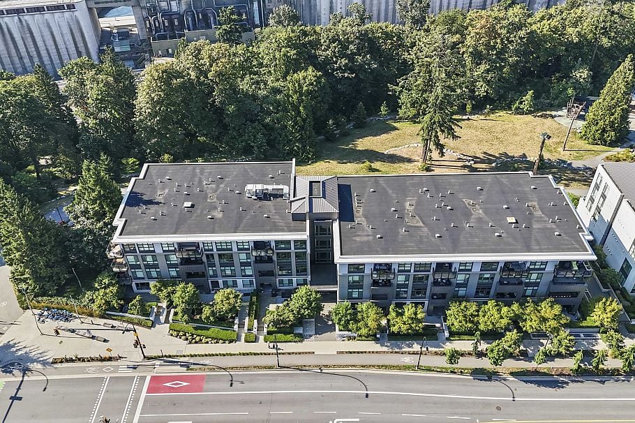 113 747 E 3rd Street North Vancouver, BC - 37