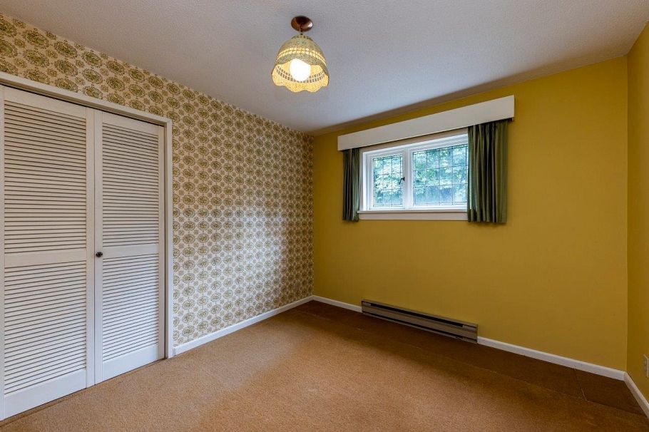 292 E St. James Road North Vancouver, BC - 26