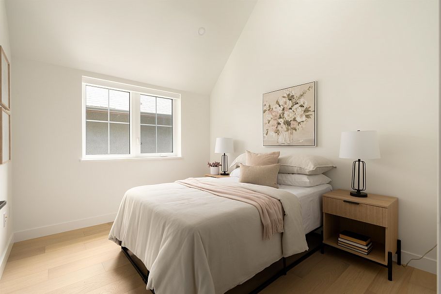 1 810 E 22nd Avenue Vancouver, BC - 18