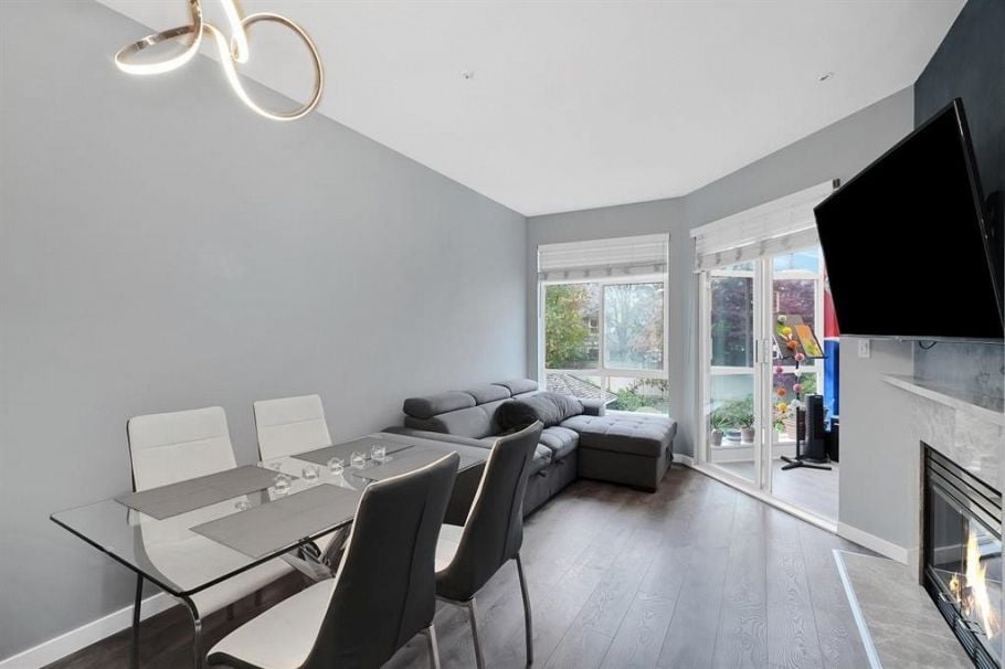 306 630 Roche Point Drive North Vancouver, BC - 12