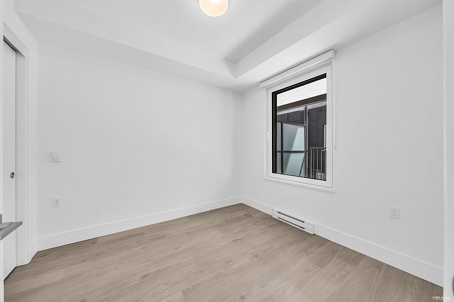 2260 E 1st Avenue Vancouver, BC - 25