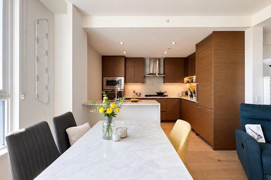 310 5693 Elizabeth Street Vancouver, BC - 9