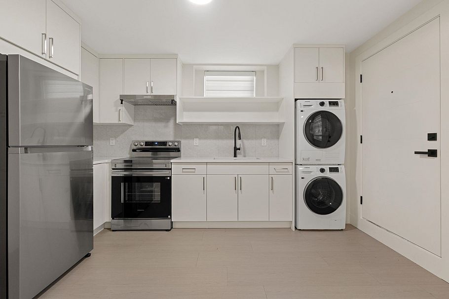 2138 Venables Street Vancouver, BC - 32