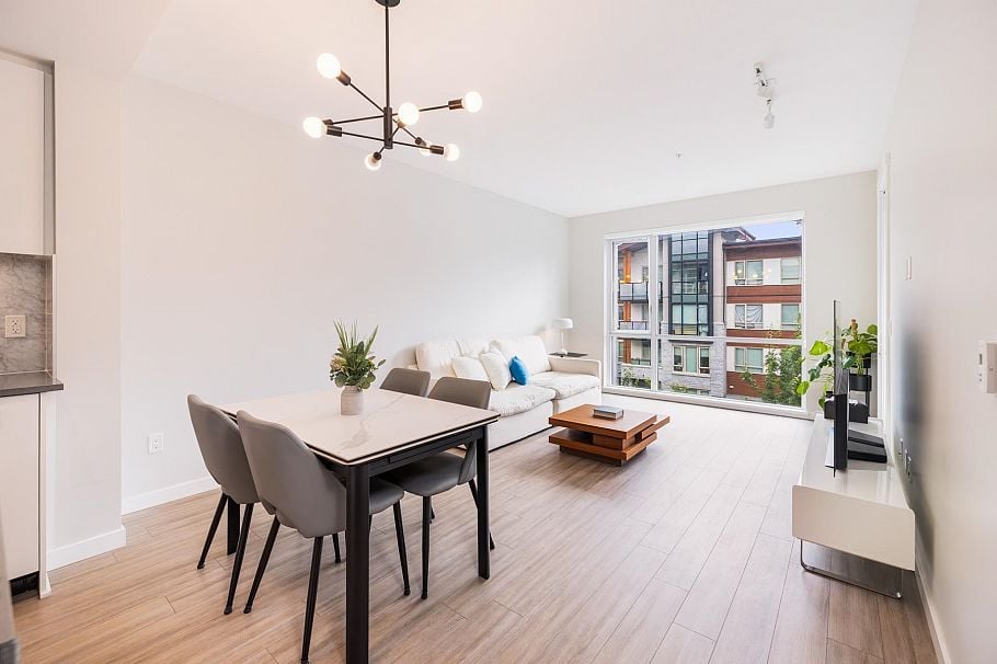 302 2651 Library Lane North Vancouver, BC - 6