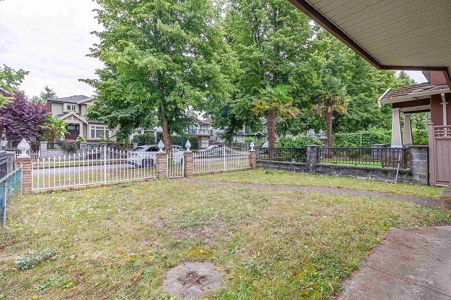 4467 Perry Street Vancouver, BC - 33