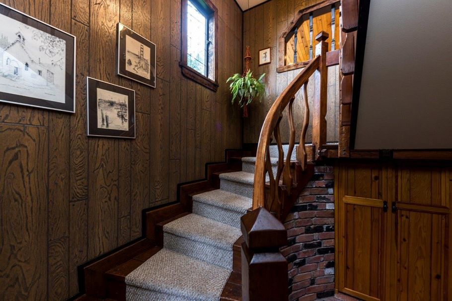 292 E St. James Road North Vancouver, BC - 29