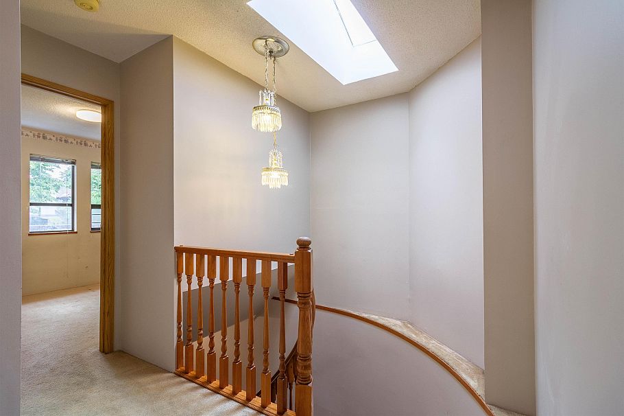 4467 Perry Street Vancouver, BC - 21