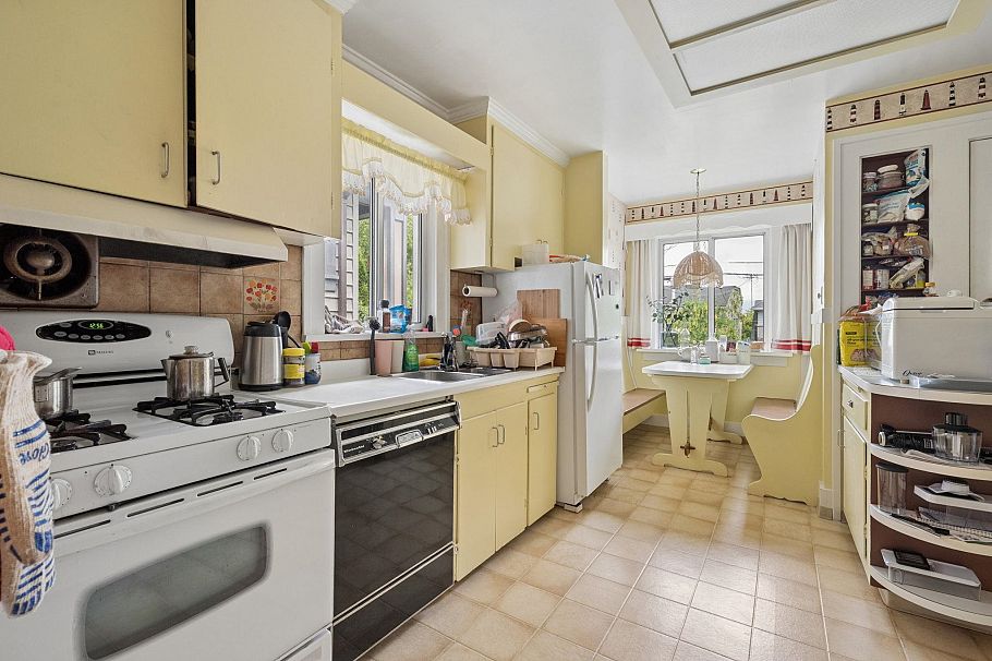 3149 W King Edward Avenue Vancouver, BC - 10