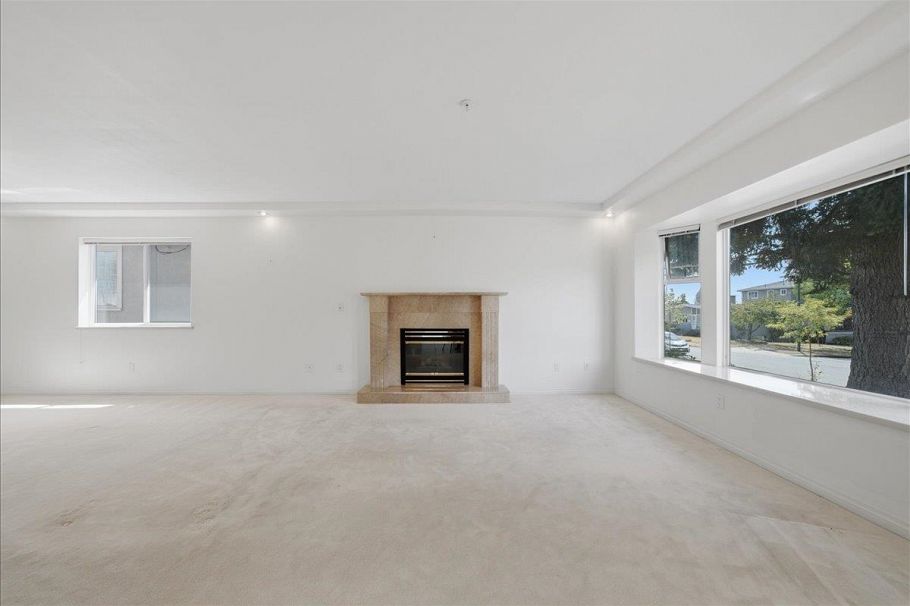 6212 Vivian Street Vancouver, BC - 6