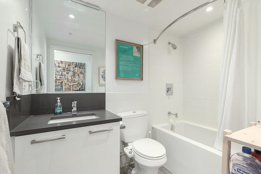 904 983 E Hastings Street Vancouver, BC - 19