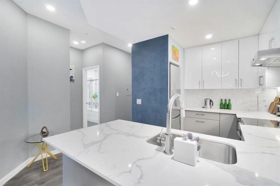 306 630 Roche Point Drive North Vancouver, BC - 6