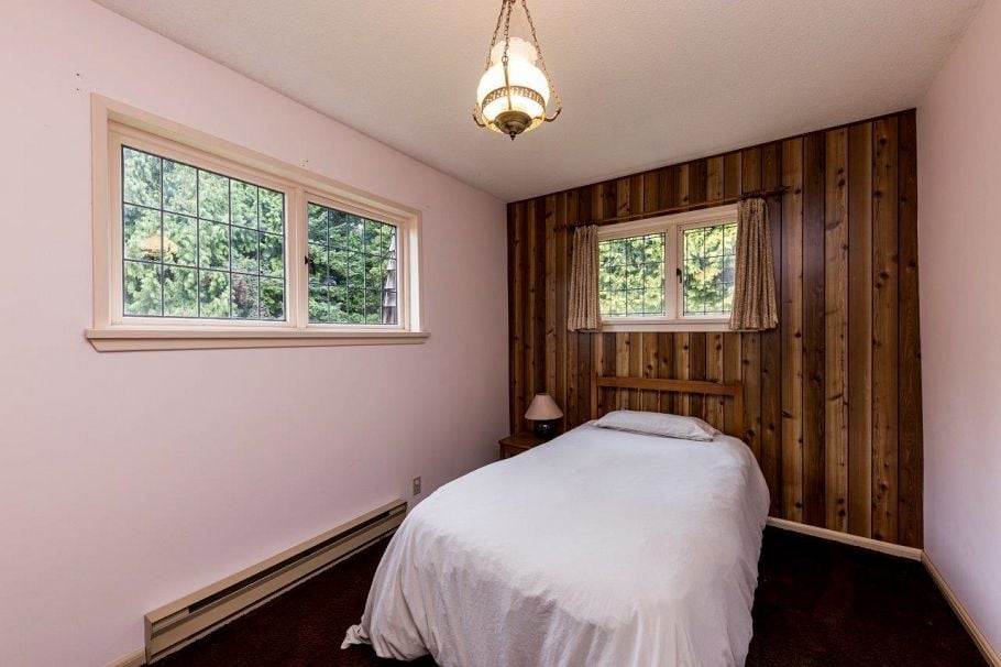 292 E St. James Road North Vancouver, BC - 27