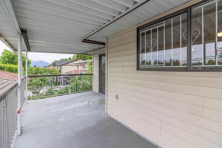 4467 Perry Street Vancouver, BC - 19