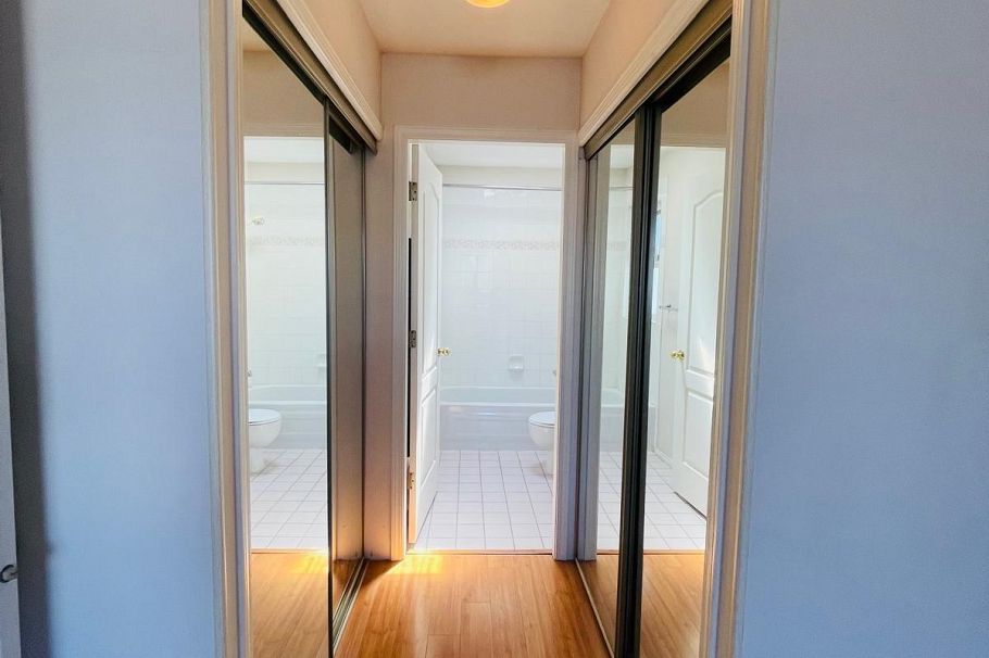 302 2288 Newport Avenue Vancouver, BC - 12