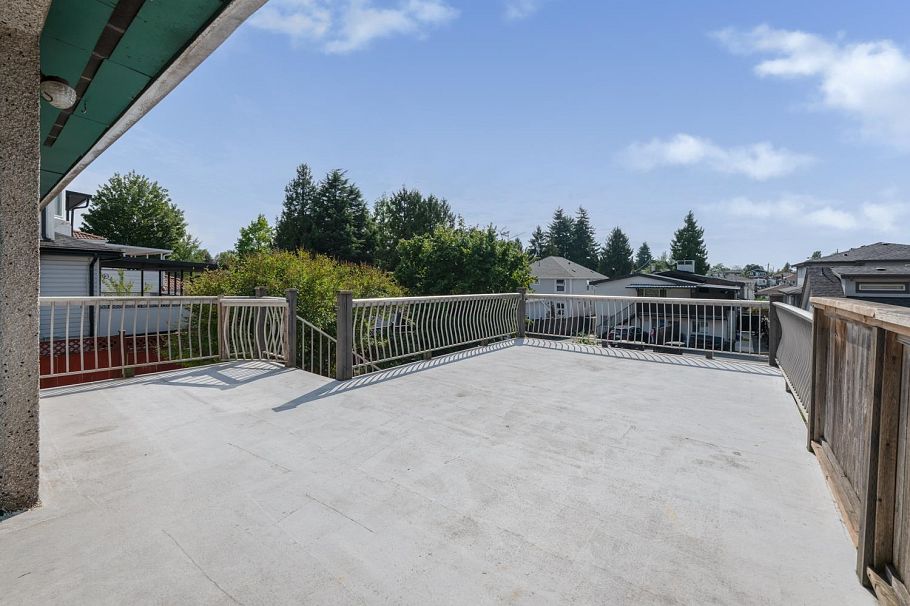 5655 Lancaster Street Vancouver, BC - 14