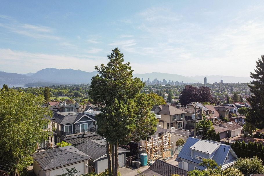 3149 W King Edward Avenue Vancouver, BC - 18