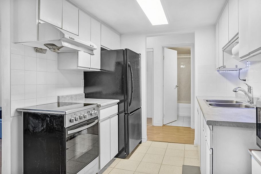 303 975 E Broadway Vancouver, BC - 8