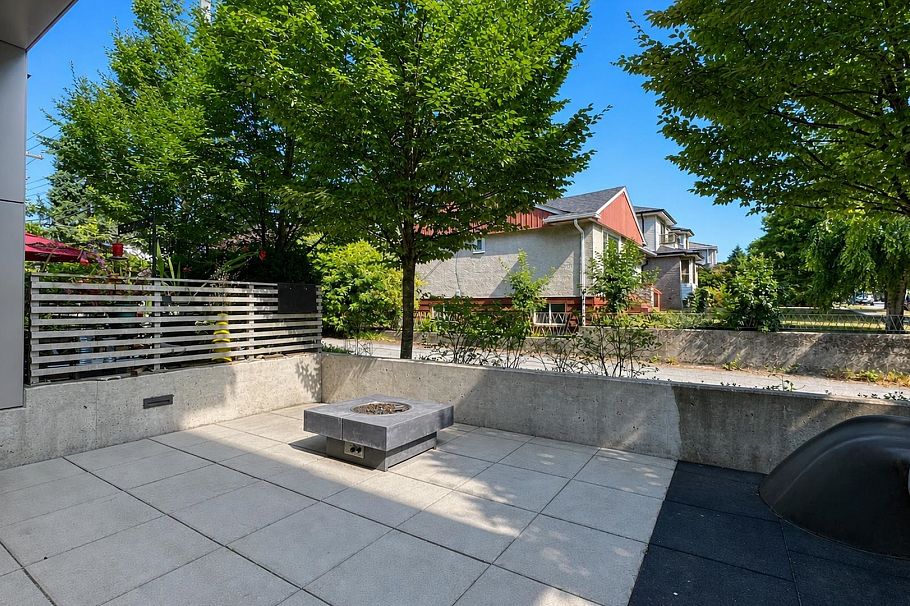 310 5693 Elizabeth Street Vancouver, BC - 24